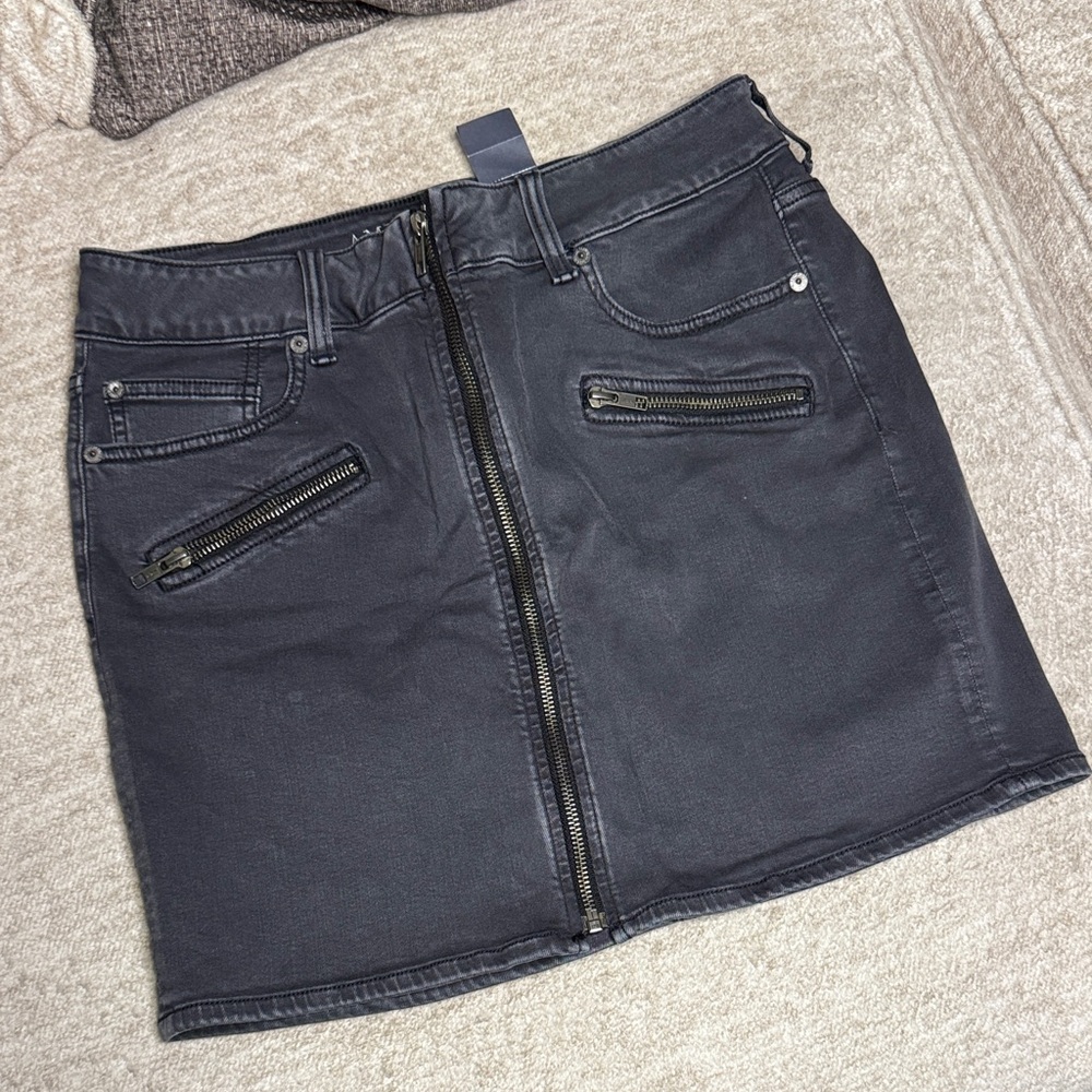 American Eagle Outfitters Black Mini Jean Skirt front Zipper. Very Stretchy!